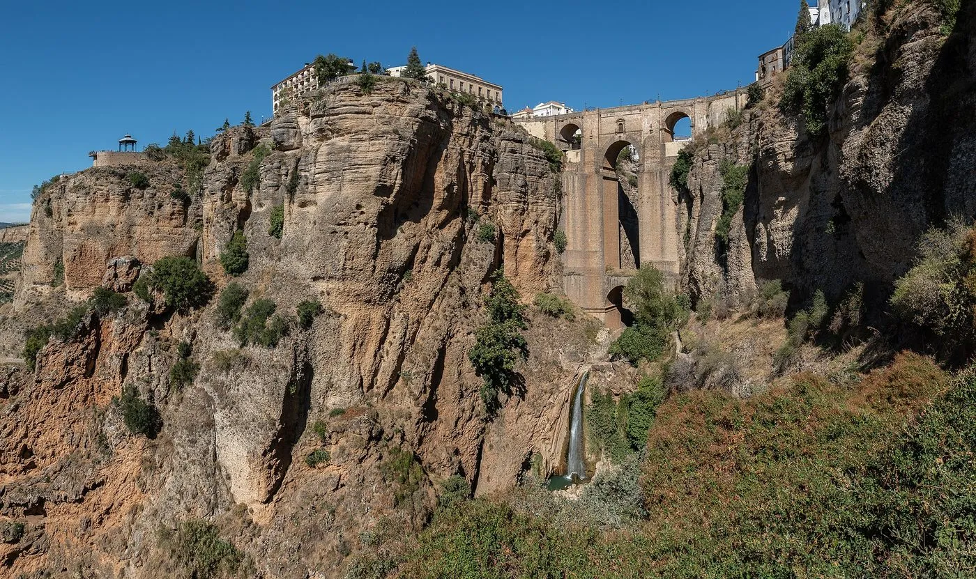 Ronda met de Puente Nuevo over de kloof